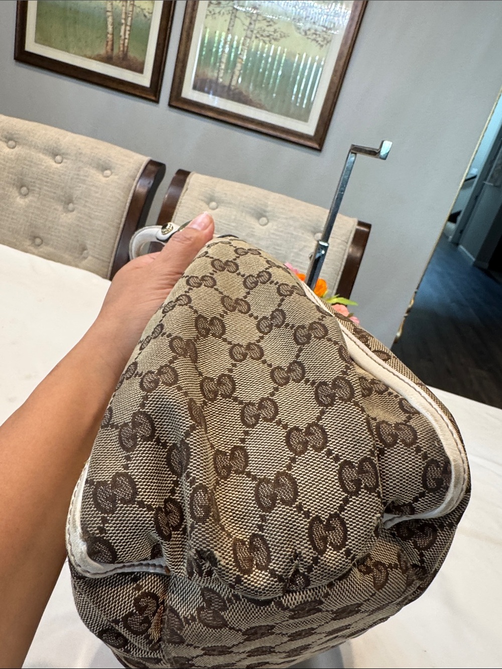 Authentic Gucci Brown GG Canvas Shoulder Hobo with White Trim - Picture 3 of 13